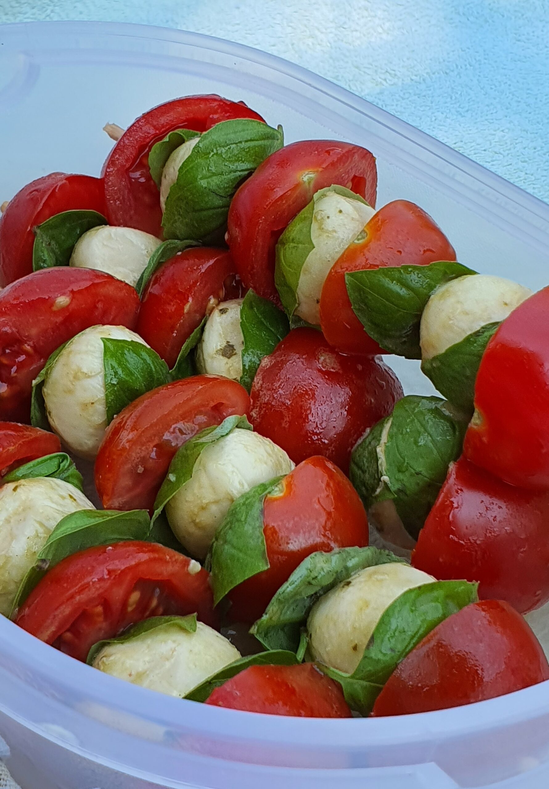 Glutenfreie Mozzarella-Tomaten-Spieße - Olivers Glutenfreie Welt