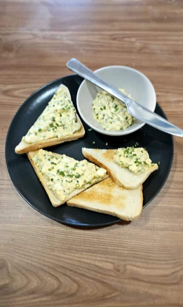 Ollis Fixer Eiersalat-Brotaufstrich - Olivers Glutenfreie Welt